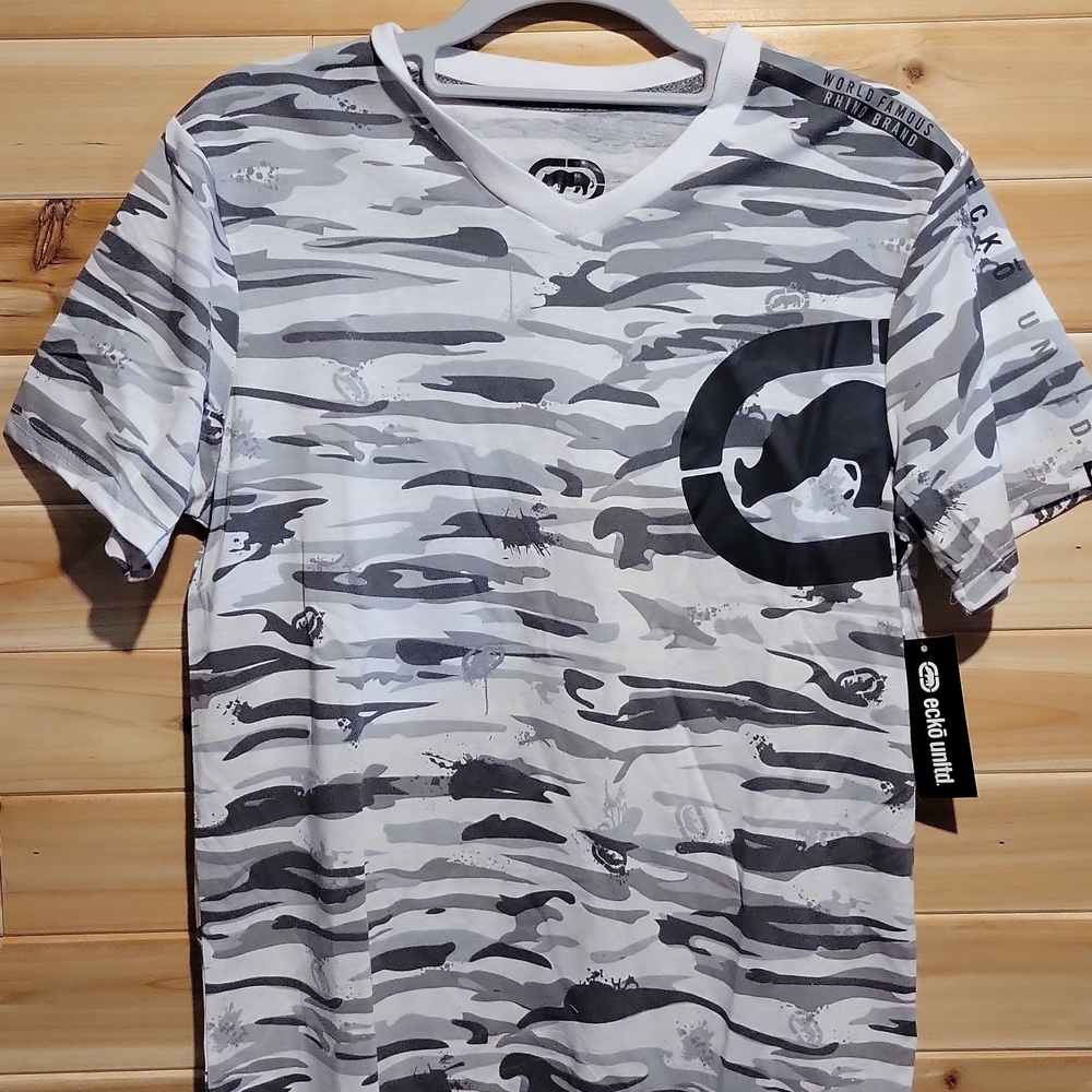 Echo Unltd Camo Tee in Gray and Black
